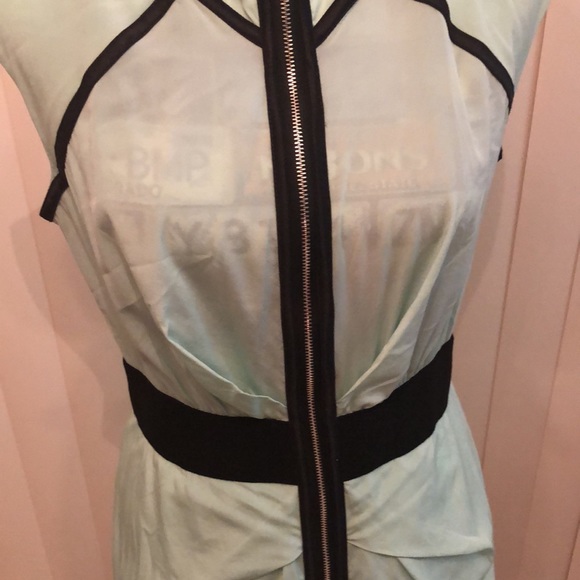 BEBE DRESS - Picture 3 of 9